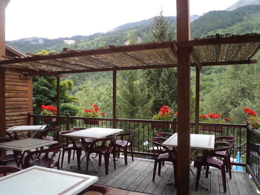 Auberge Saint Antoine Pelvoux Bagian luar foto