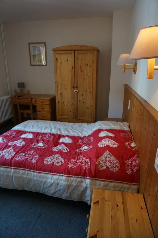 Auberge Saint Antoine Pelvoux Bagian luar foto