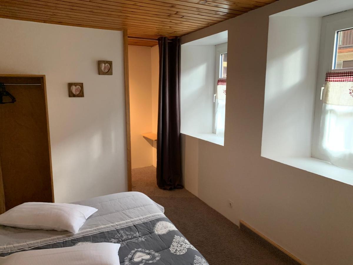 Auberge Saint Antoine Pelvoux Bagian luar foto